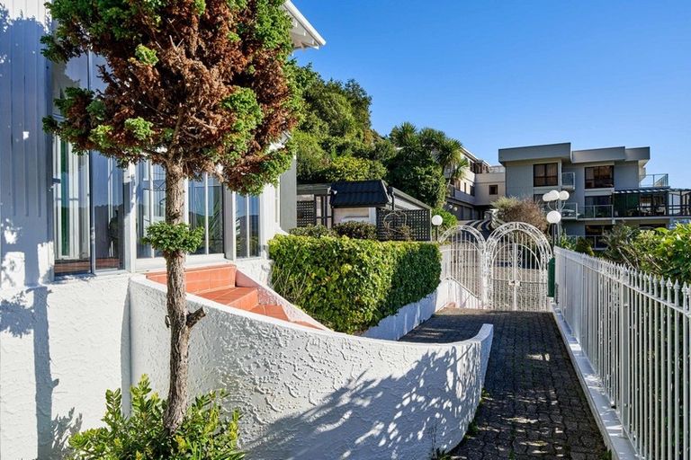 Photo of property in 7 Wilkinson Street, Oriental Bay, Wellington, 6011