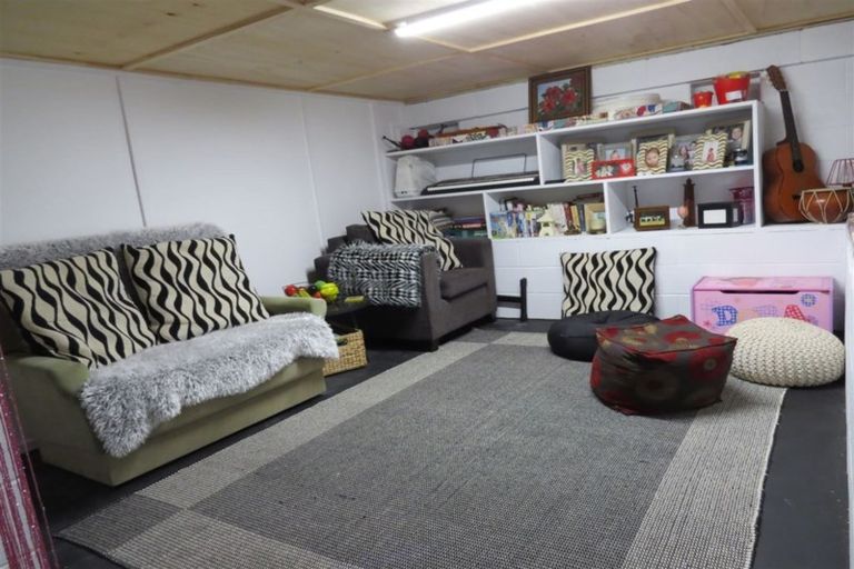 Photo of property in 32 Harris Street, Te Puke, 3119