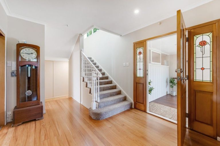 Photo of property in 188 Mellons Bay Road, Mellons Bay, Auckland, 2014