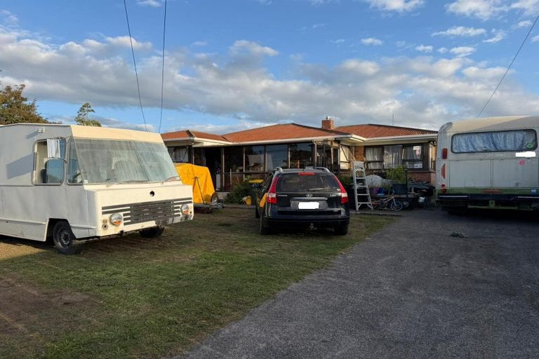 Photo of property in 27 Fernaig Street, Papakura, 2110