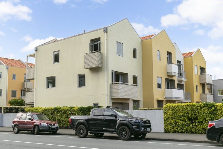 Photo of property in Marrakech Cafe, 83/305 Evans Bay Parade, Hataitai, Wellington, 6021