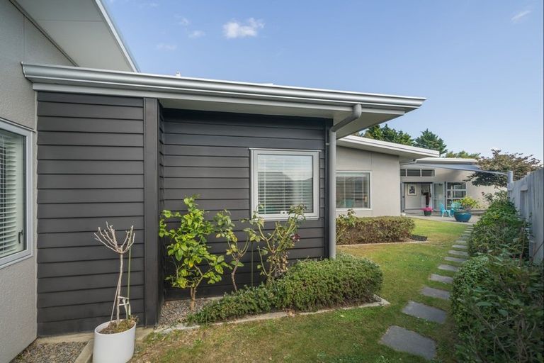 Photo of property in 63c James Line, Kelvin Grove, Palmerston North, 4414