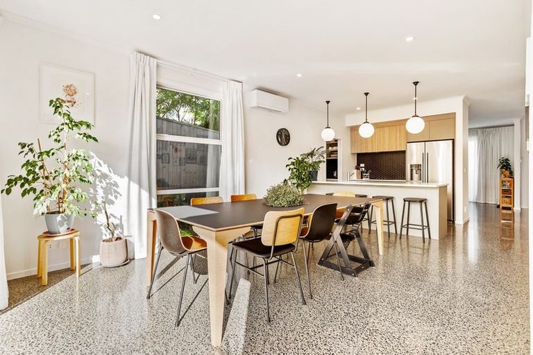 Photo of property in 28e Ian Morrison Road, Hobsonville, Auckland, 0616