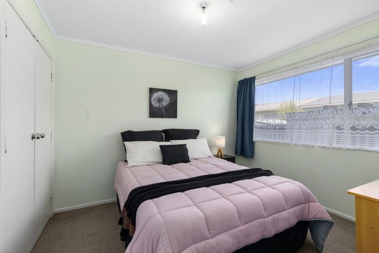 Photo of property in 24a Roband Crescent, Brown Owl, Upper Hutt, 5018