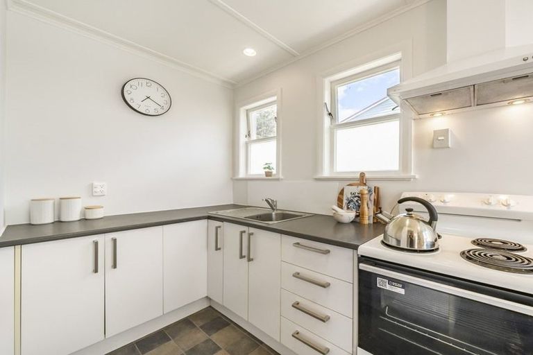 Photo of property in 28 Judd Crescent, Naenae, Lower Hutt, 5011