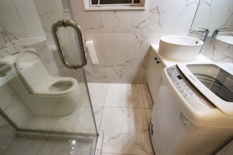 Photo of property in 24 Hikuawa Road, Flat Bush, Auckland, 2019