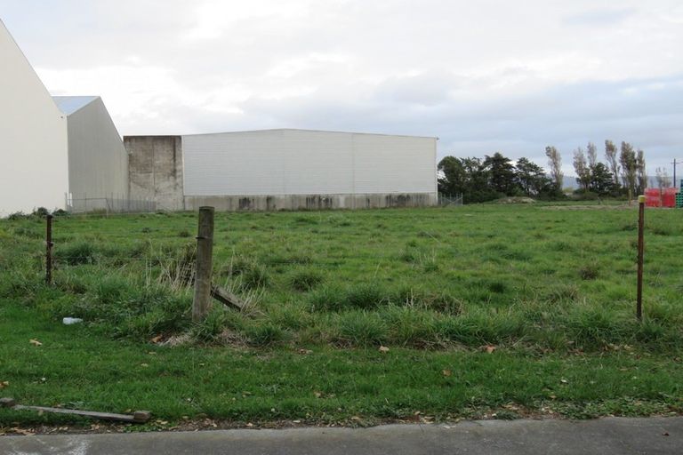 Photo of property in 54 Main Road North, Geraldine, 7992