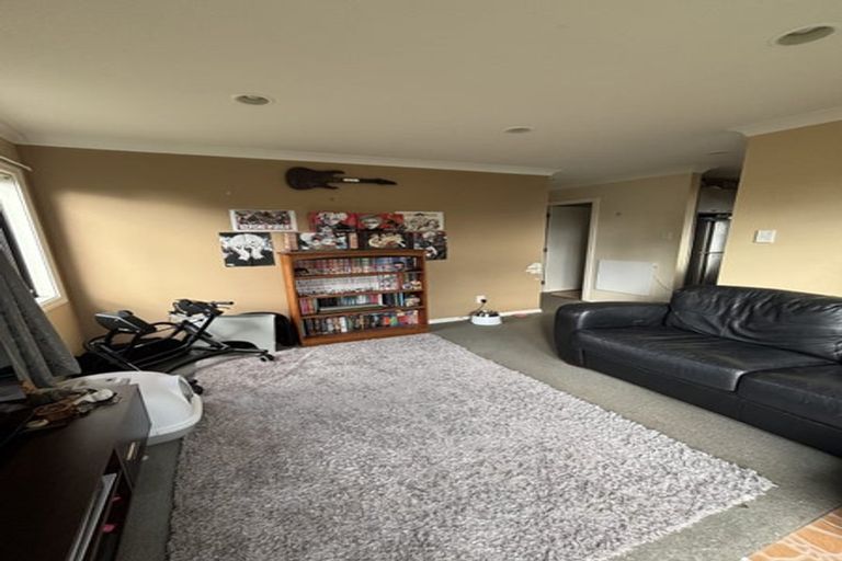 Photo of property in 18a Tarawera Road, Johnsonville, Wellington, 6037