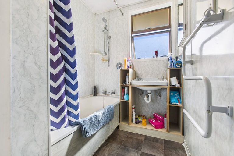 Photo of property in 10 Gantry Place, Cromwell, 9310