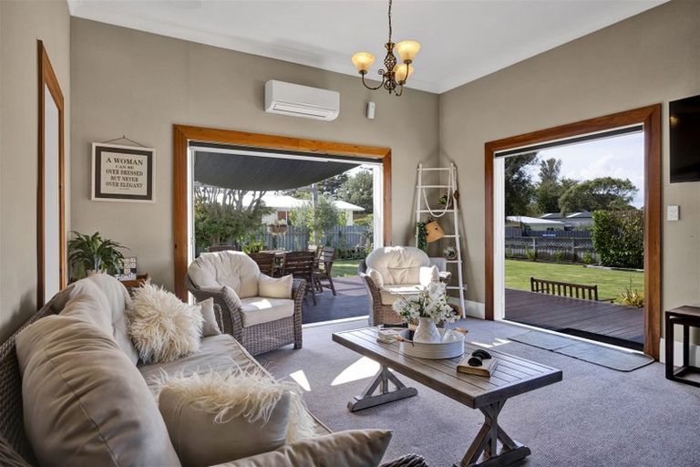 Photo of property in 28 Puriri Street, Hawera, 4610