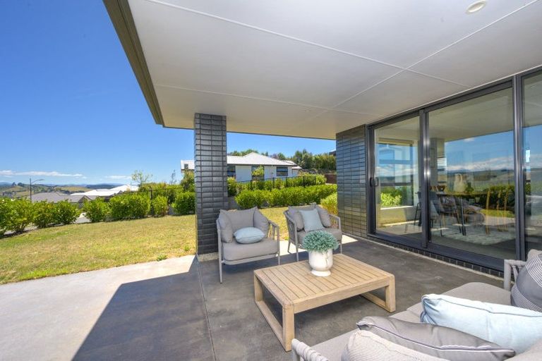 Photo of property in 43 Katania Heights, Brightwater, 7022