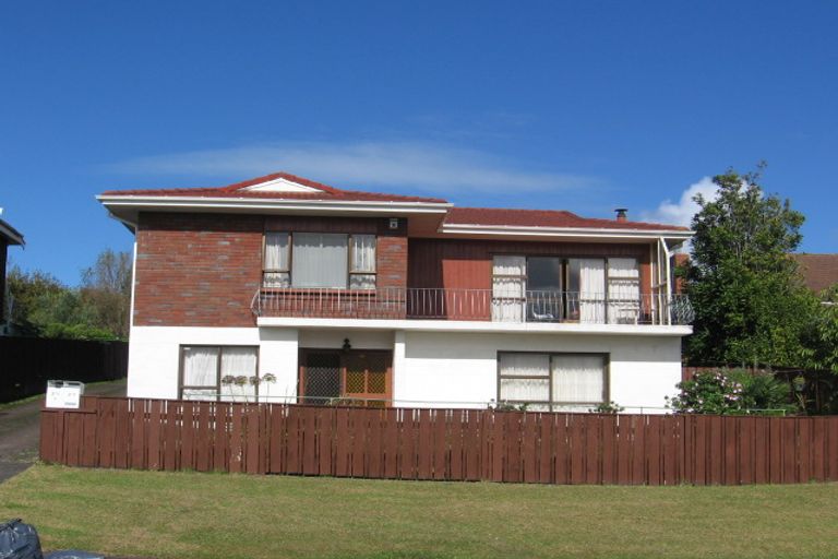 Photo of property in 29 Evans Road, Glen Eden, Auckland, 0602