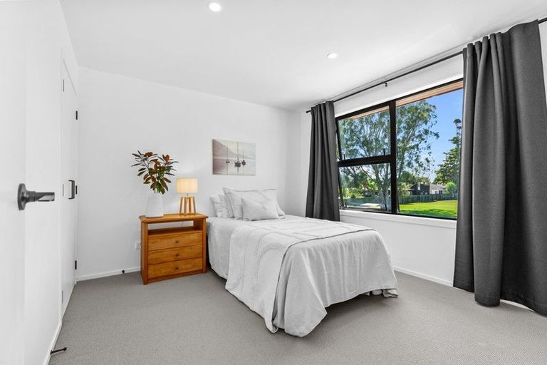 Photo of property in 26c Brennan Avenue, Te Atatu Peninsula, Auckland, 0610