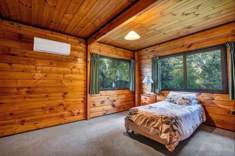 Photo of property in 21b Sequoia Grove, Merrilands, New Plymouth, 4312