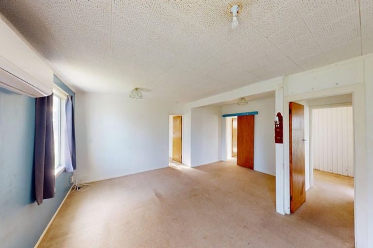 Photo of property in 48 Rangiora Street, Castlecliff, Whanganui, 4501
