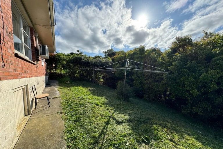 Photo of property in 2/73 Lake Road, Northcote, Auckland, 0627