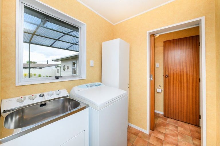 Photo of property in 70 Sherwill Street, Feilding, 4702