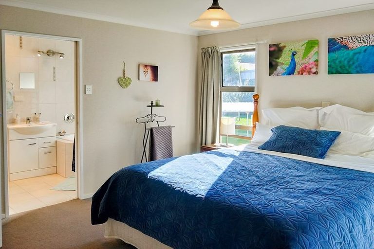 Photo of property in 7 Sheraton Grove, Highbury, Palmerston North, 4412