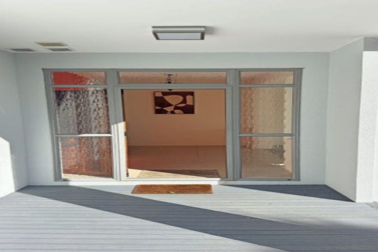 Photo of property in 17e Balmain Road, Birkenhead, Auckland, 0626