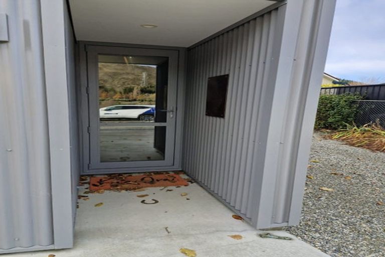 Photo of property in 21 Sunderland Street, Clyde, 9330