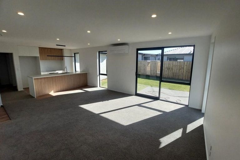 Photo of property in 54 Marcoola Drive, Rolleston, 7614