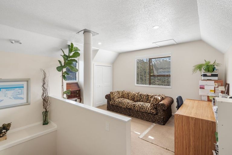 Photo of property in 16 John Street, Rolleston, 7614