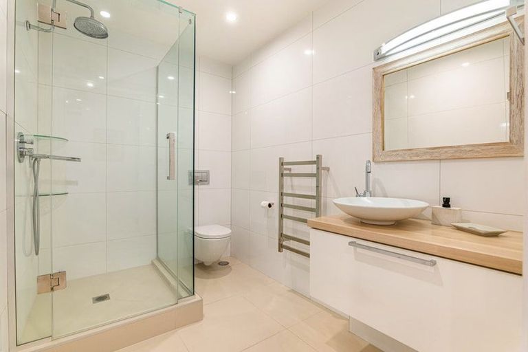 Photo of property in The Sands Apartments, 19/47 The Strand, Takapuna, Auckland, 0622