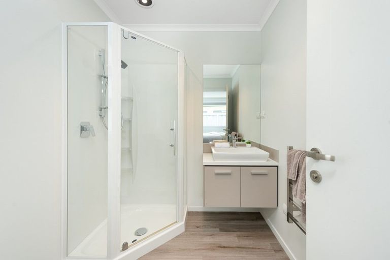 Photo of property in 21 Lakeview Quay, Pyes Pa, Tauranga, 3112