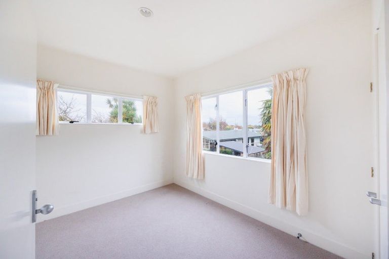 Photo of property in 5 Balcairn Place, Terrace End, Palmerston North, 4410