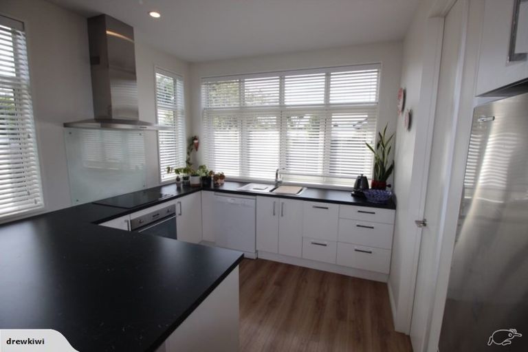 Photo of property in 51 Sheldon Street, Woolston, Christchurch, 8023
