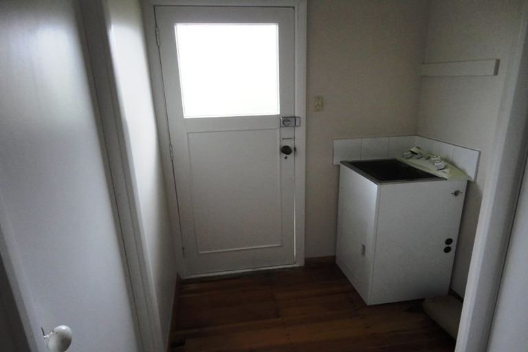 Photo of property in 6 Waikaremoana Place, Pakuranga Heights, Auckland, 2010