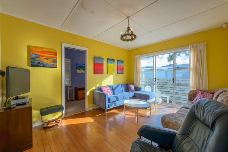 Photo of property in 223b Ocean Road, Whangamata, 3620