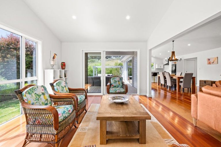 Photo of property in 1300 Waimarama Road, Waimarama, Havelock North, 4294