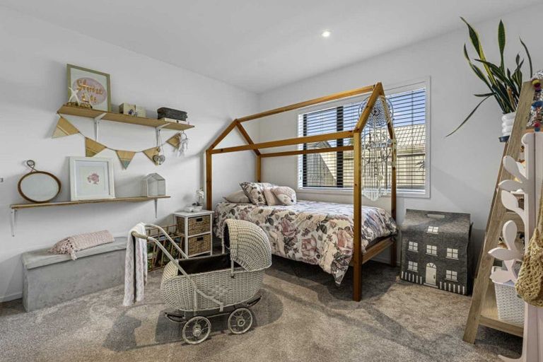 Photo of property in 8 Senecio Way, Papamoa Beach, Papamoa, 3118