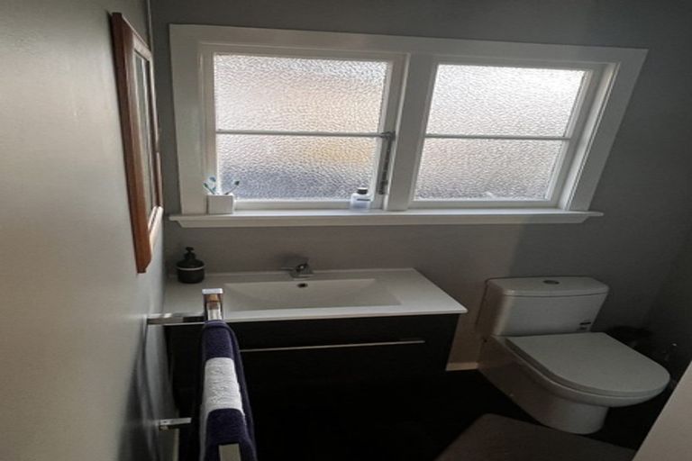 Photo of property in 6 Oakhurst Place, Russley, Christchurch, 8042
