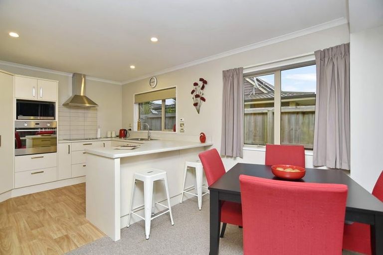 Photo of property in 3 Reeves Road, Rangiora, 7400