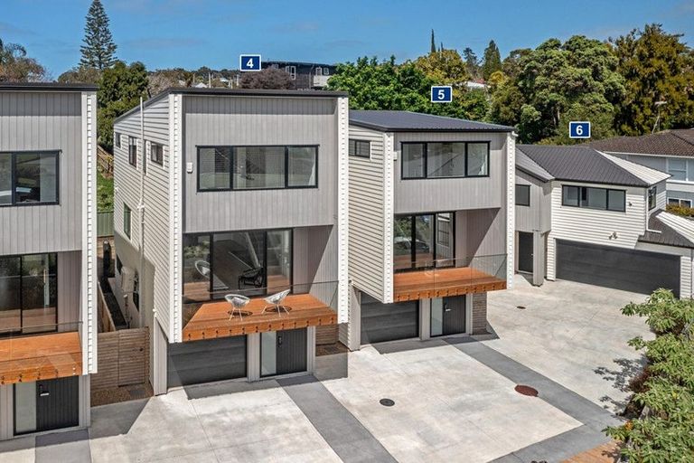 Photo of property in 5/36 Tomo Street, New Lynn, Auckland, 0600