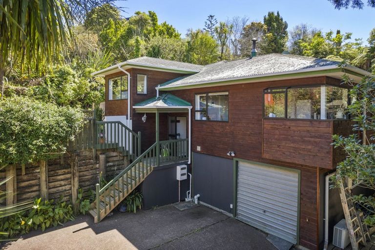 Photo of property in 1/27 Flavia Close, Torbay, Auckland, 0630