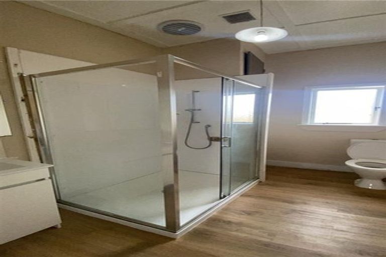 Photo of property in 1/87 Manuroa Road, Takanini, 2112