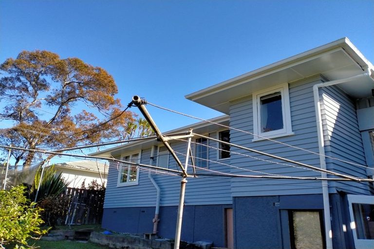 Photo of property in 18 Sarona Avenue, Glen Eden, Auckland, 0602