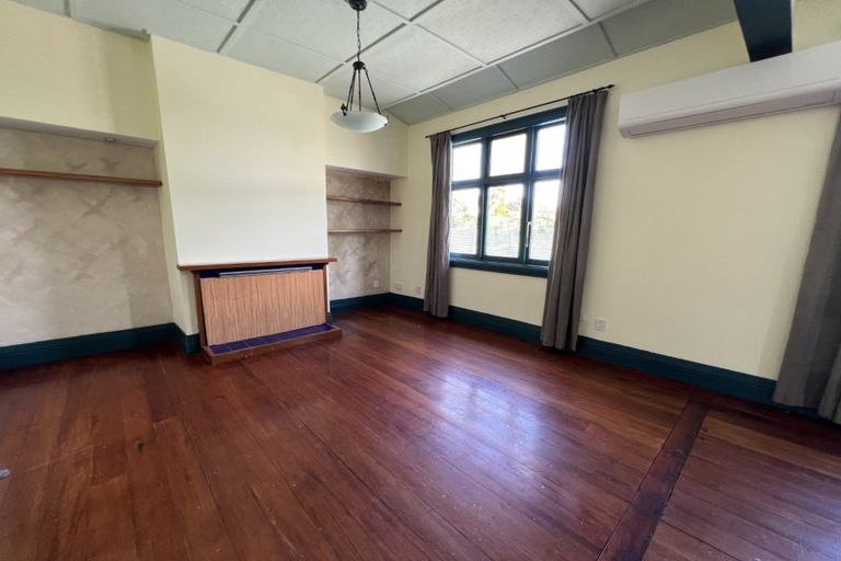 Photo of property in 60 Milson Line, Milson, Palmerston North, 4414