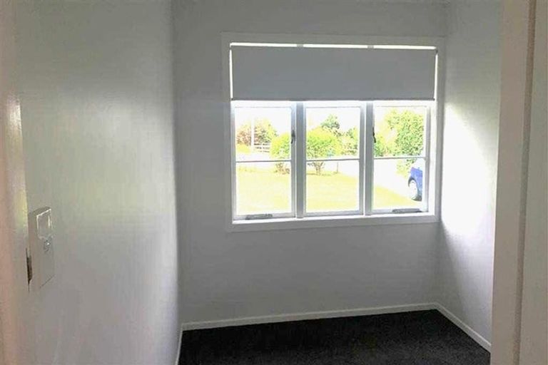 Photo of property in 76 Pupuke Road, Hillcrest, Auckland, 0627