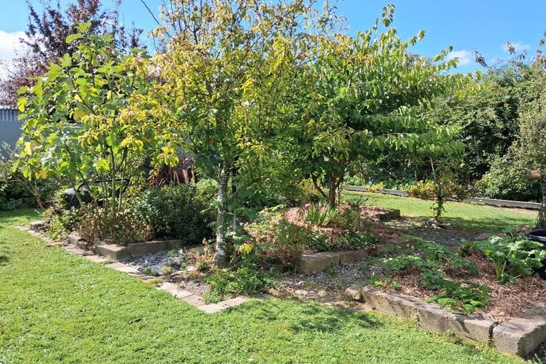 Photo of property in 14 George Street, Waimate, 7924
