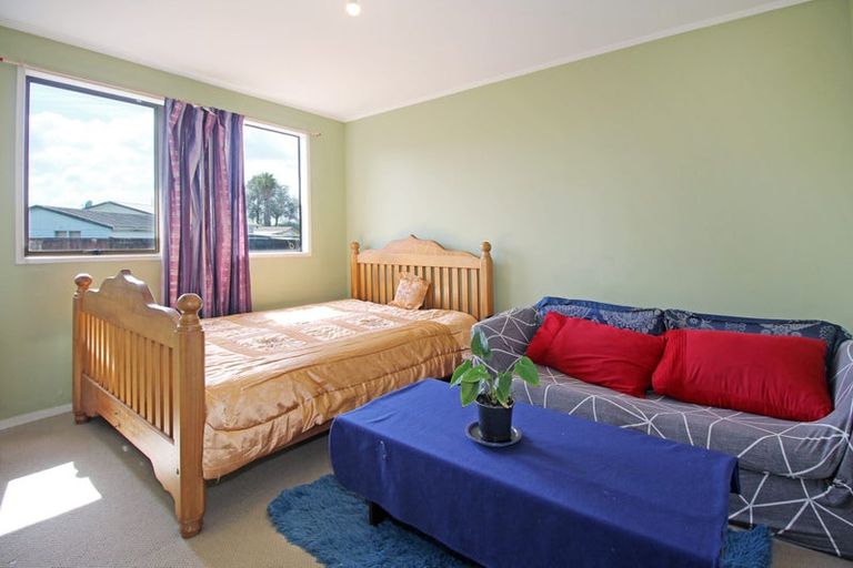 Photo of property in 7 Le Havre Place, Takanini, 2112