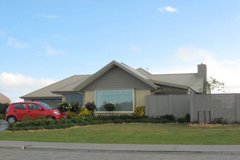 Photo of property in 41 Enverton Drive, Rangiora, 7400