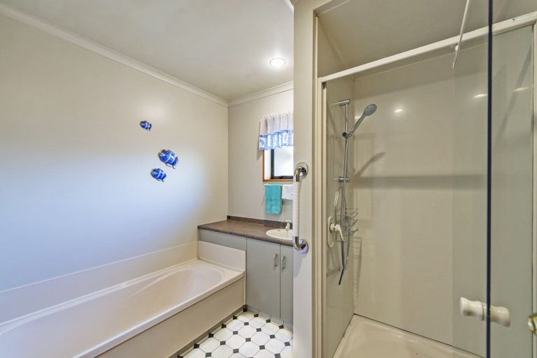 Photo of property in 13b Fraser Place, Rangiora, 7400