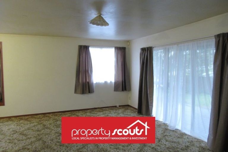 Photo of property in 36 Glenbervie Crescent, Massey, Auckland, 0614