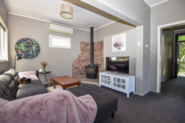 Photo of property in 6 Davy Street, Carterton, 5713