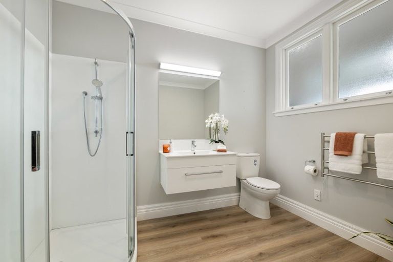 Photo of property in 56 Flint Road W, Stratford, 4332