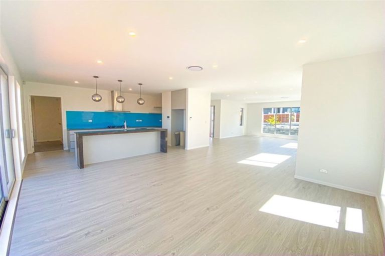 Photo of property in 155 Godfrey Drive, Orewa, 0931